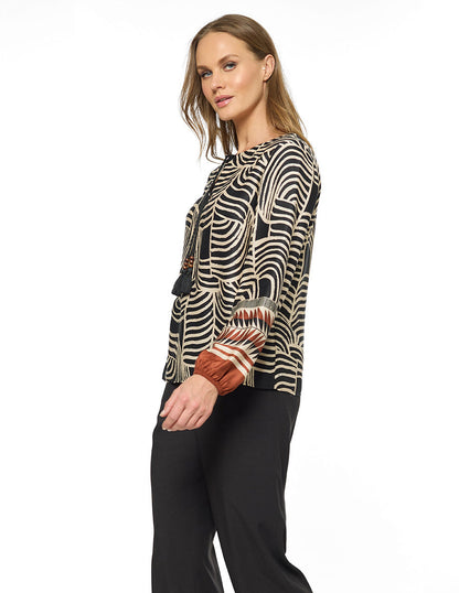 Blusa Negra Estampada Yhara