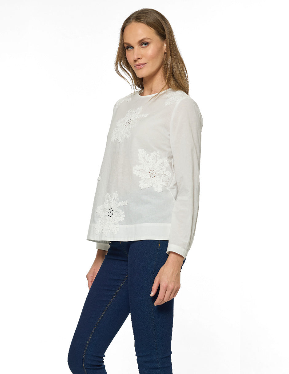 Blusa Blanca Bordada Esenciales