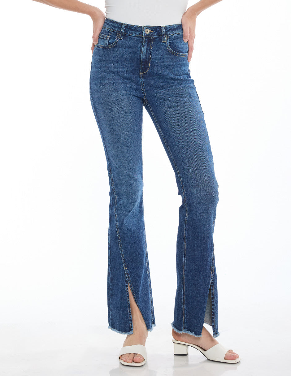 Jeans Marino Acampanado Esenciales