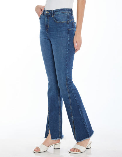 Jeans Marino Acampanado Esenciales