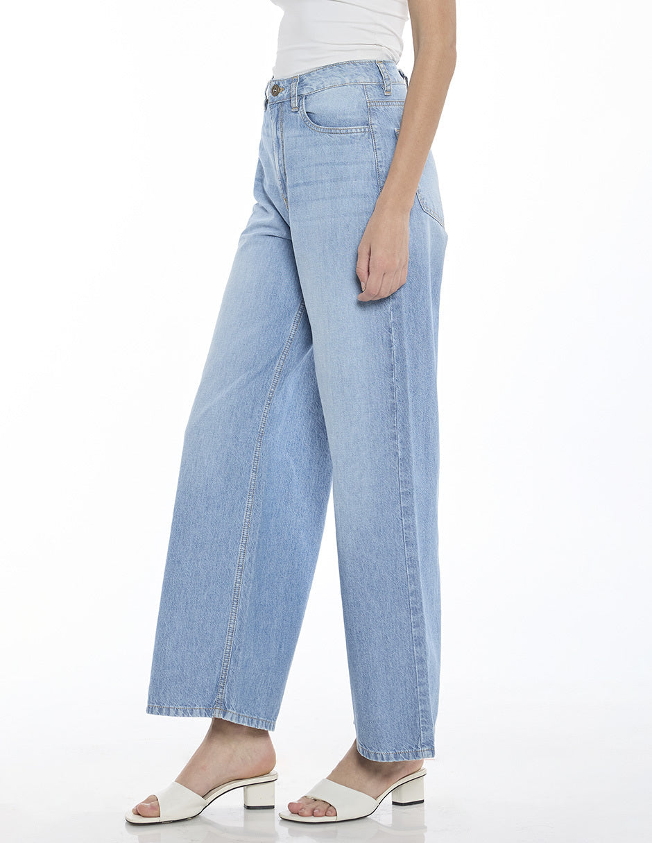 Jeans Pierna Amplia Esenciales